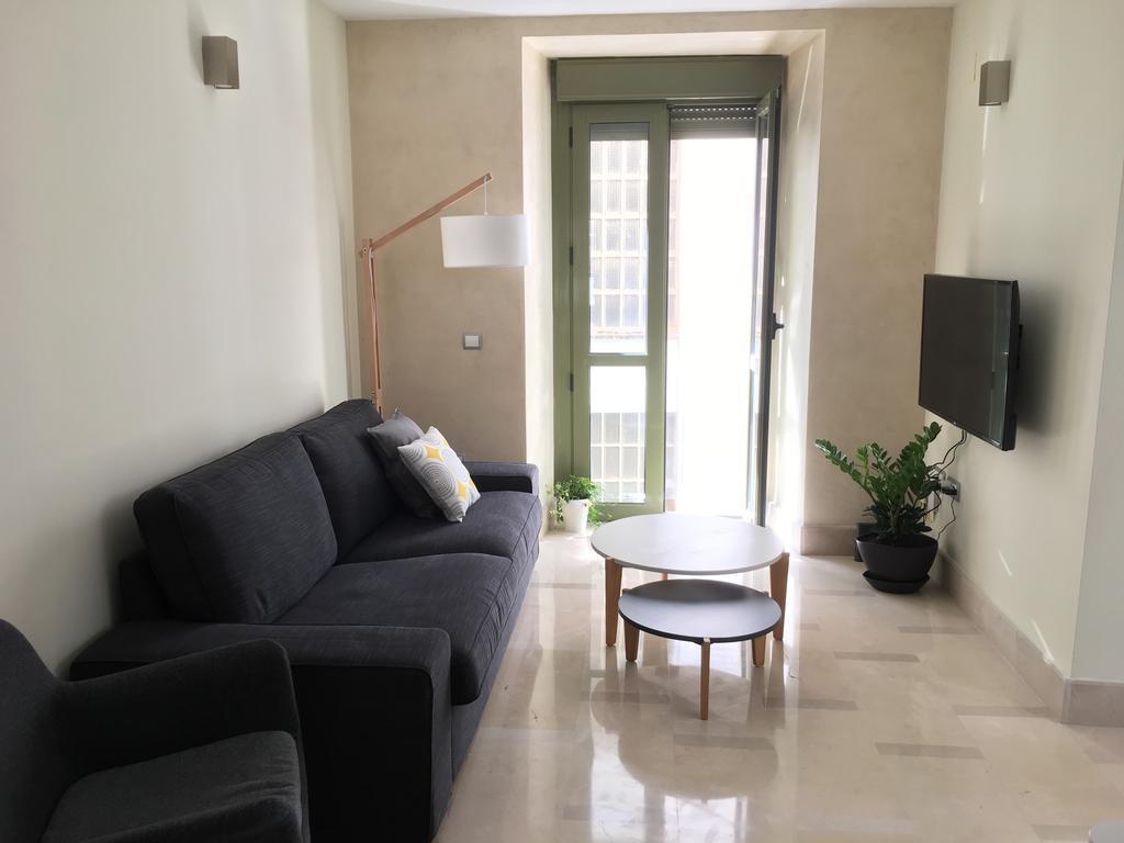 1E Azofaifo St Apartment Sevilla Eksteriør bilde