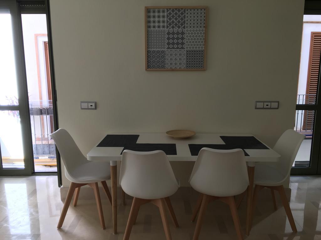 1E Azofaifo St Apartment Sevilla Eksteriør bilde