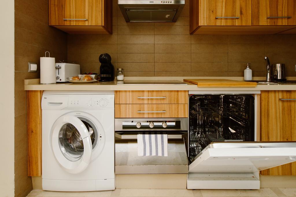 1E Azofaifo St Apartment Sevilla Eksteriør bilde