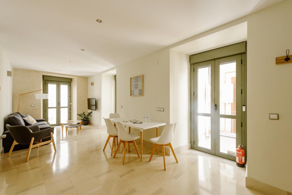 1E Azofaifo St Apartment Sevilla Eksteriør bilde