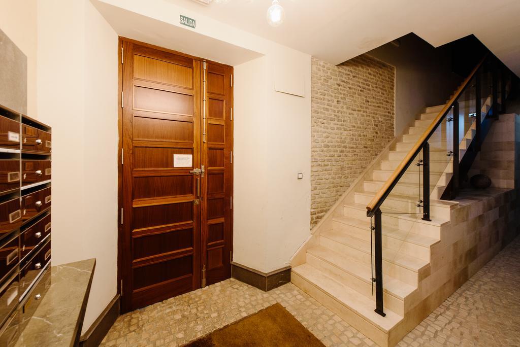 1E Azofaifo St Apartment Sevilla Eksteriør bilde